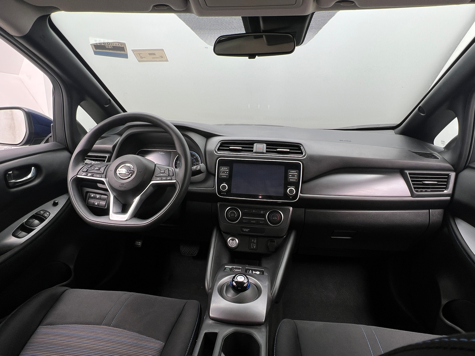 Thumbnail: 2021 Nissan Leaf - 3