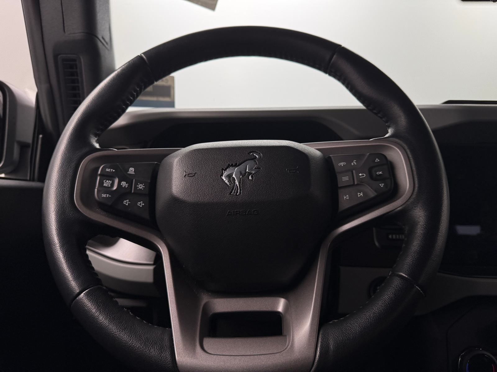 Thumbnail: 2023 Ford Bronco - 4