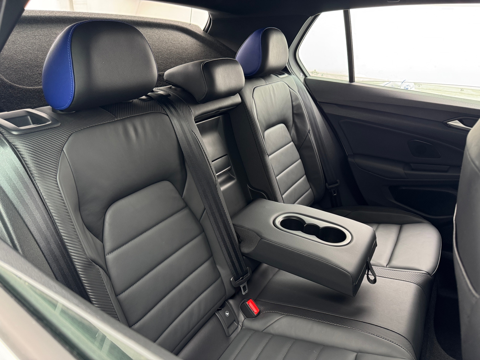 Thumbnail: 2023 Volkswagen Golf - 6