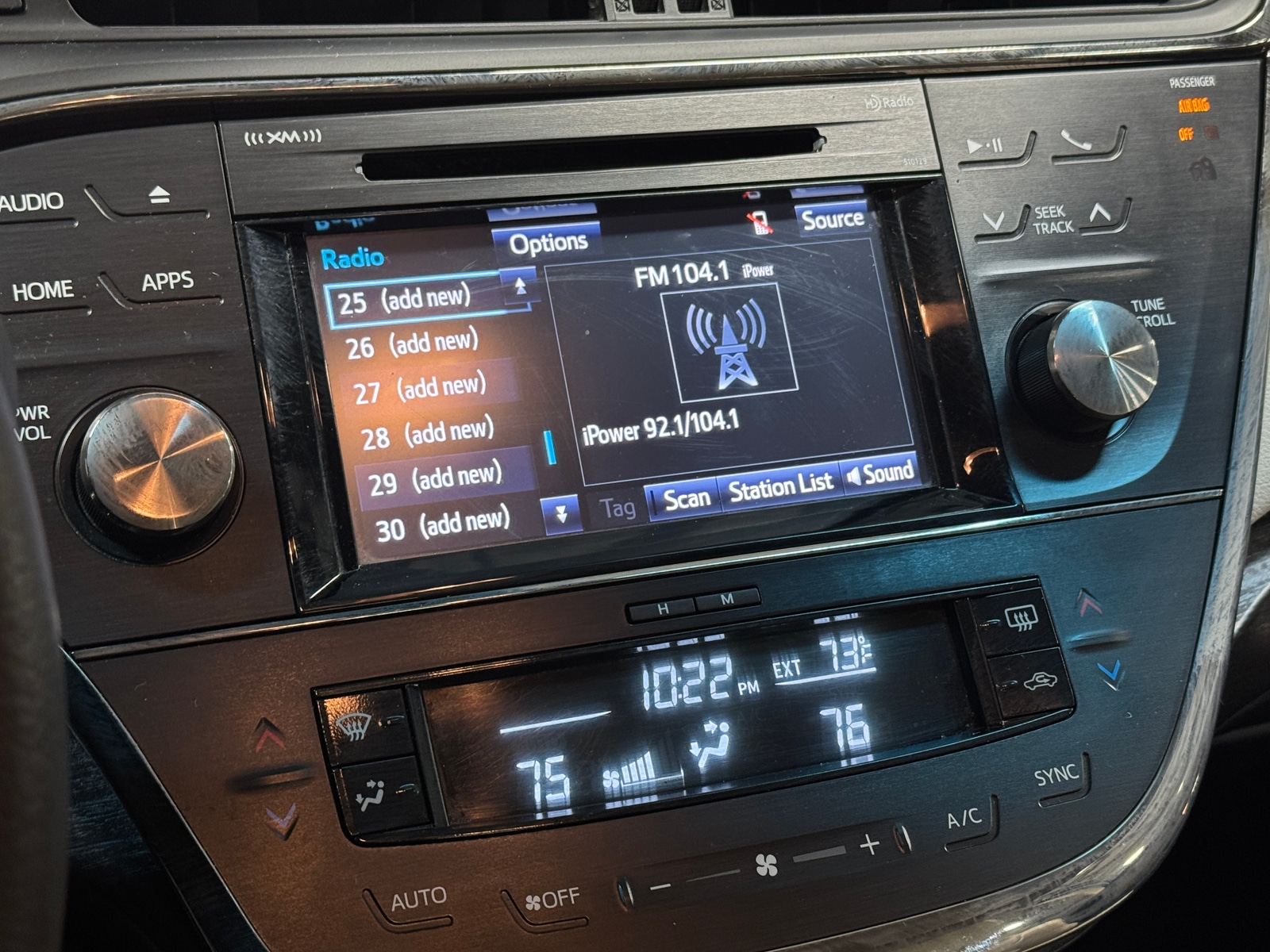 Thumbnail: 2018 Toyota Avalon - 3