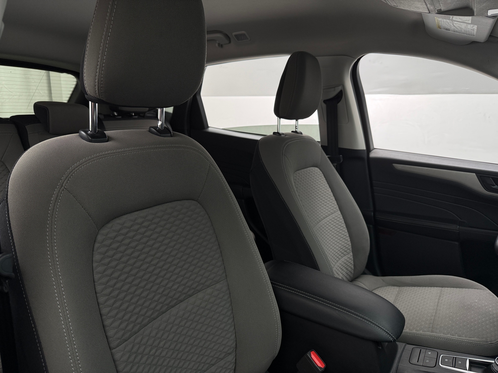 Thumbnail: 2022 Ford Escape - 2