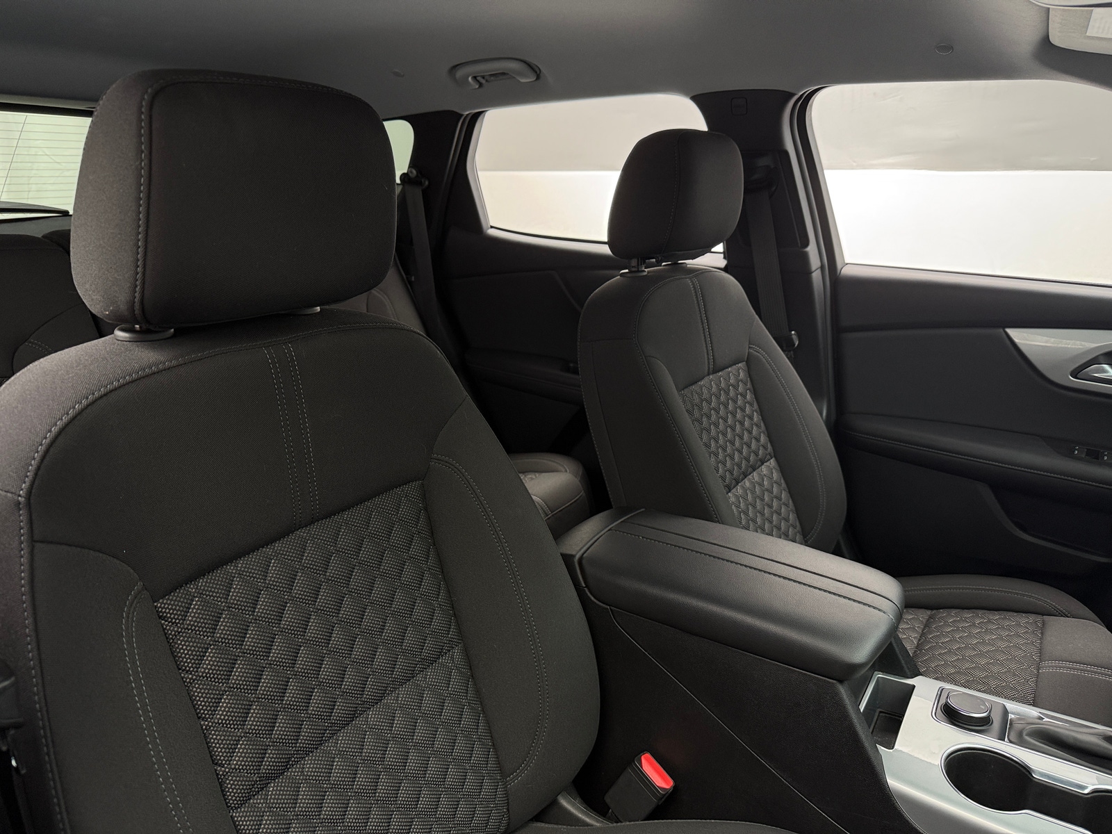 Thumbnail: 2022 Chevrolet Blazer - 2