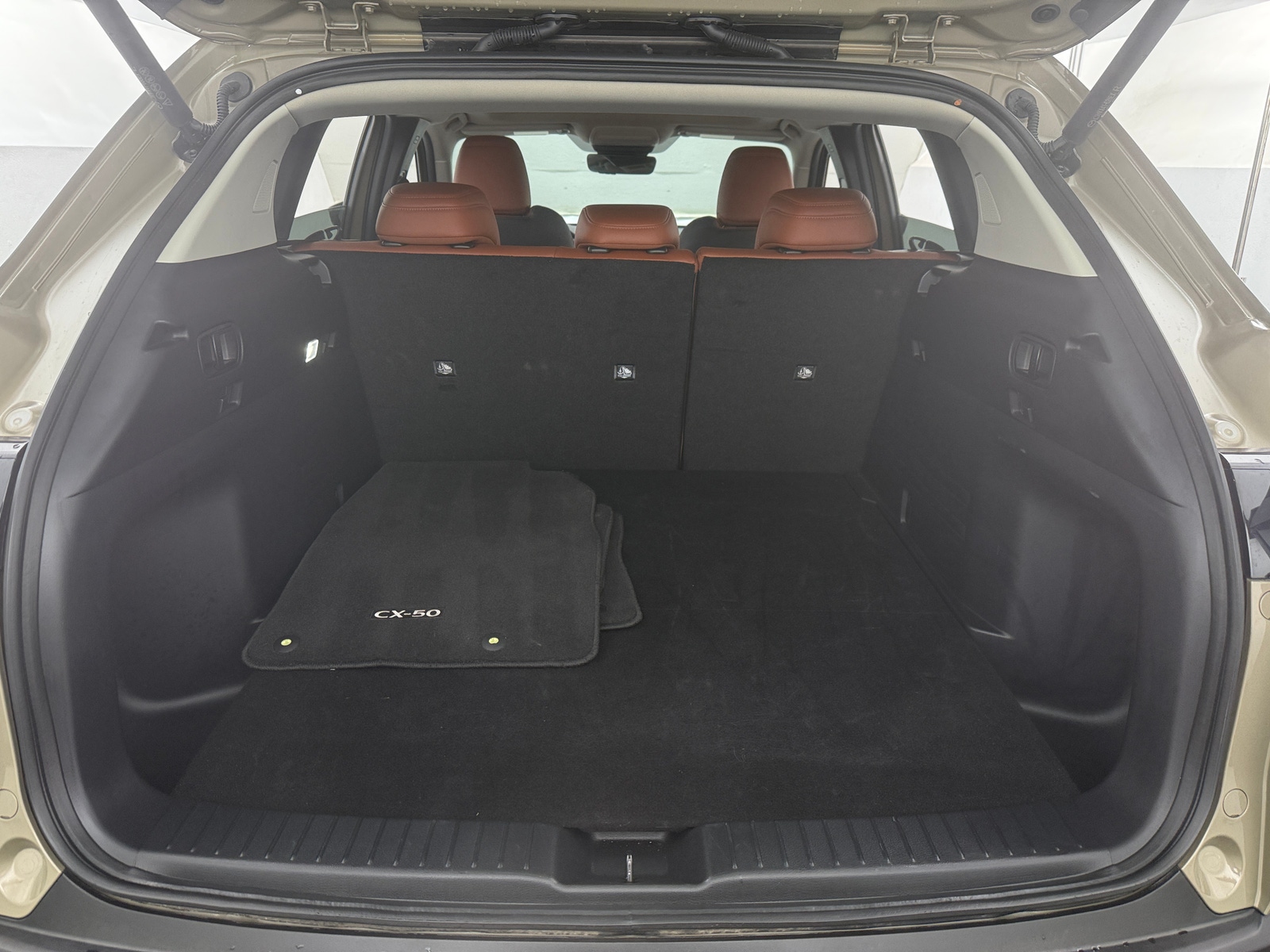 Thumbnail: 2025 Mazda CX-50 - 6