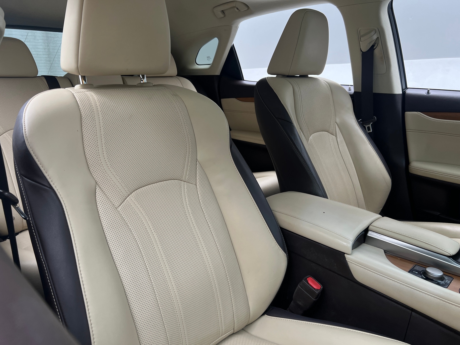 Thumbnail: 2019 Lexus RX - 2