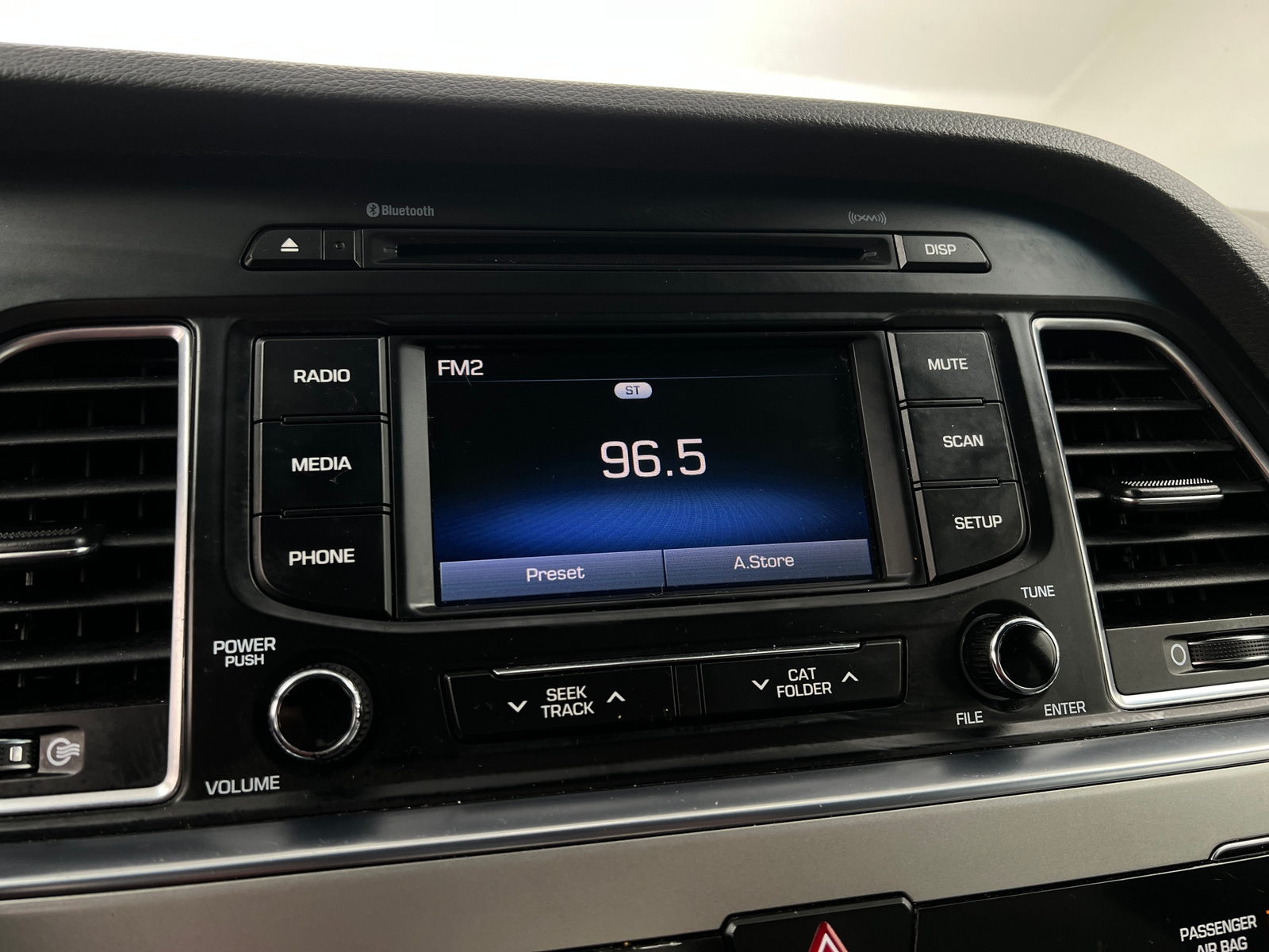 Thumbnail: 2015 Hyundai Sonata - 3