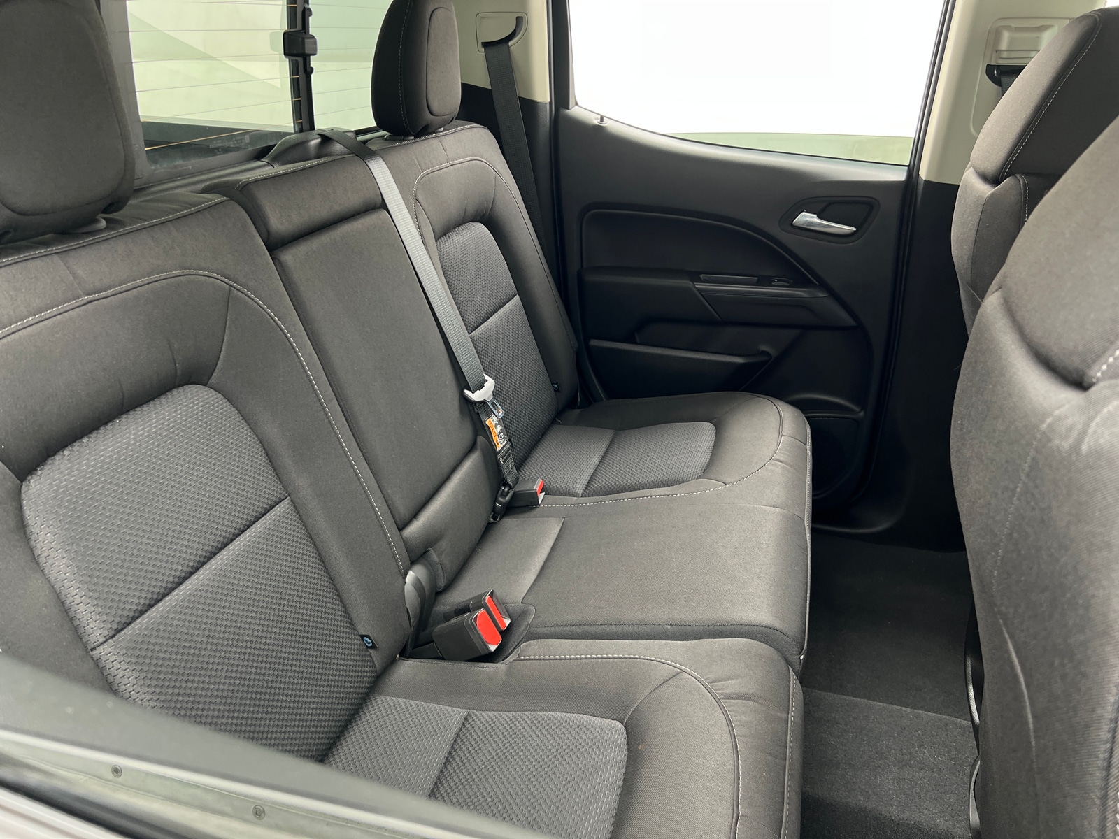 Thumbnail: 2022 Chevrolet Colorado - 5