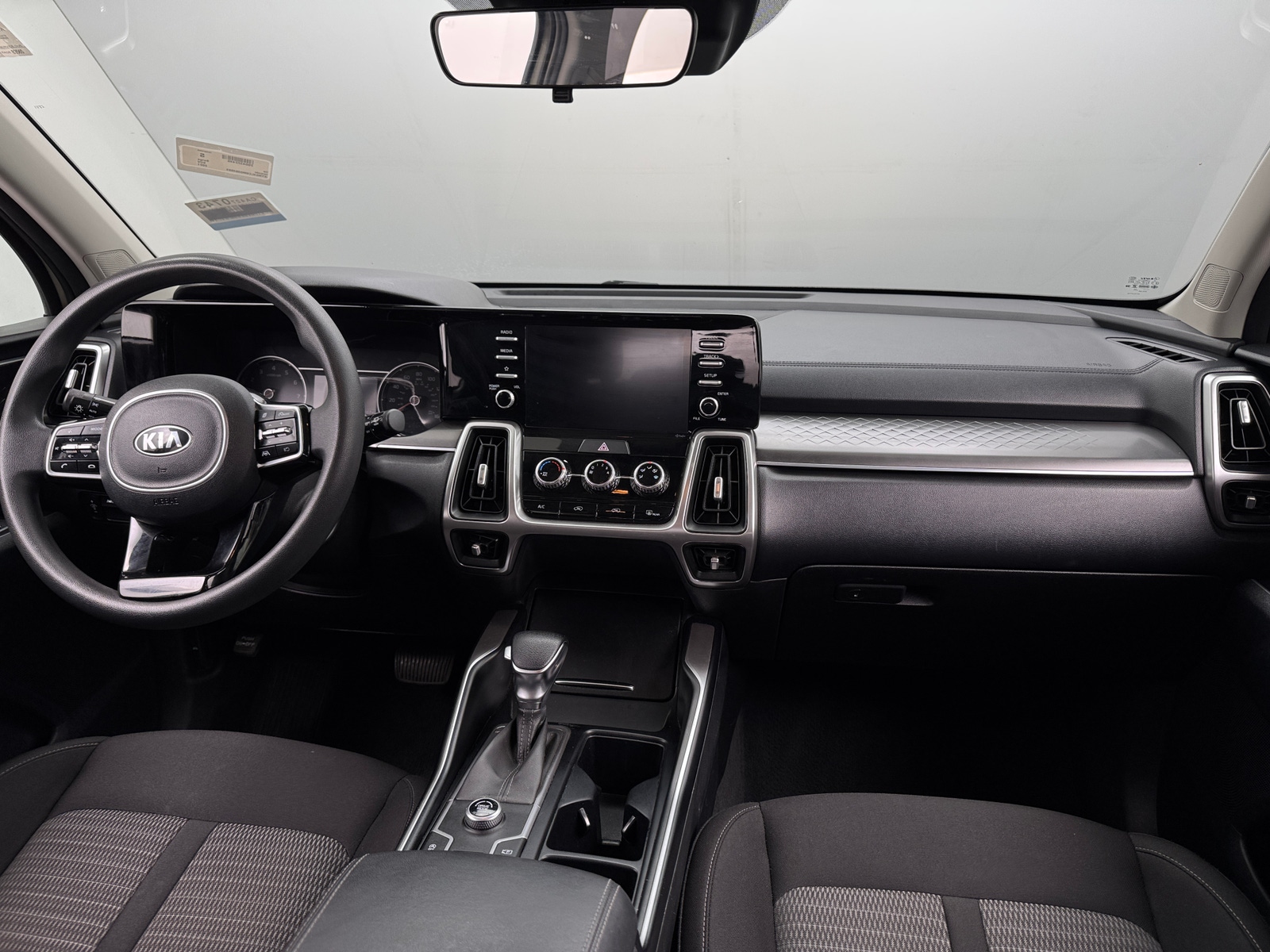 Thumbnail: 2021 Kia Sorento - 3