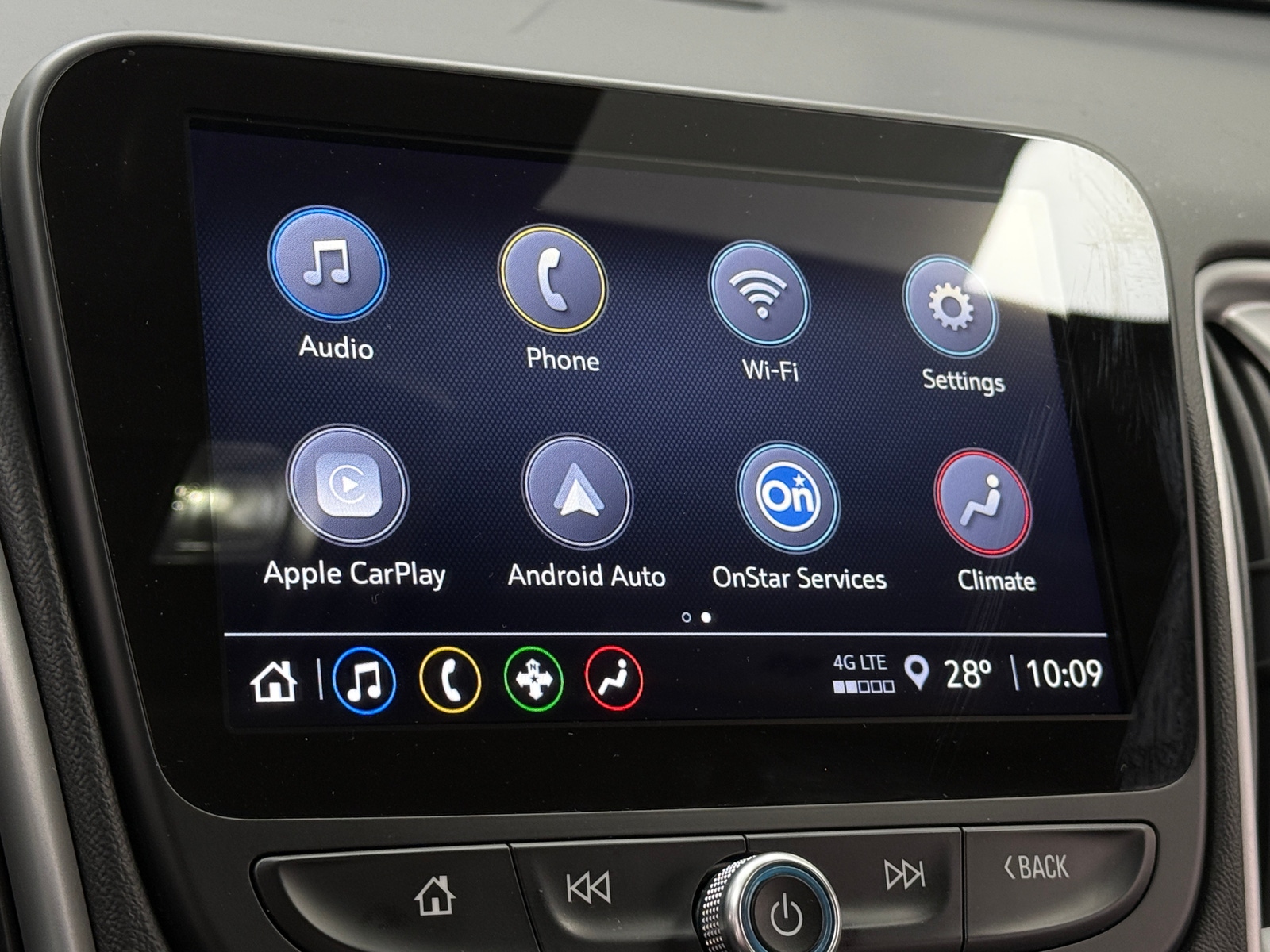 Thumbnail: 2024 Chevrolet Malibu - 4