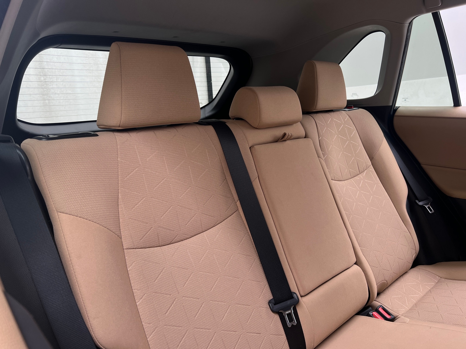 Thumbnail: 2021 Toyota RAV4 - 6