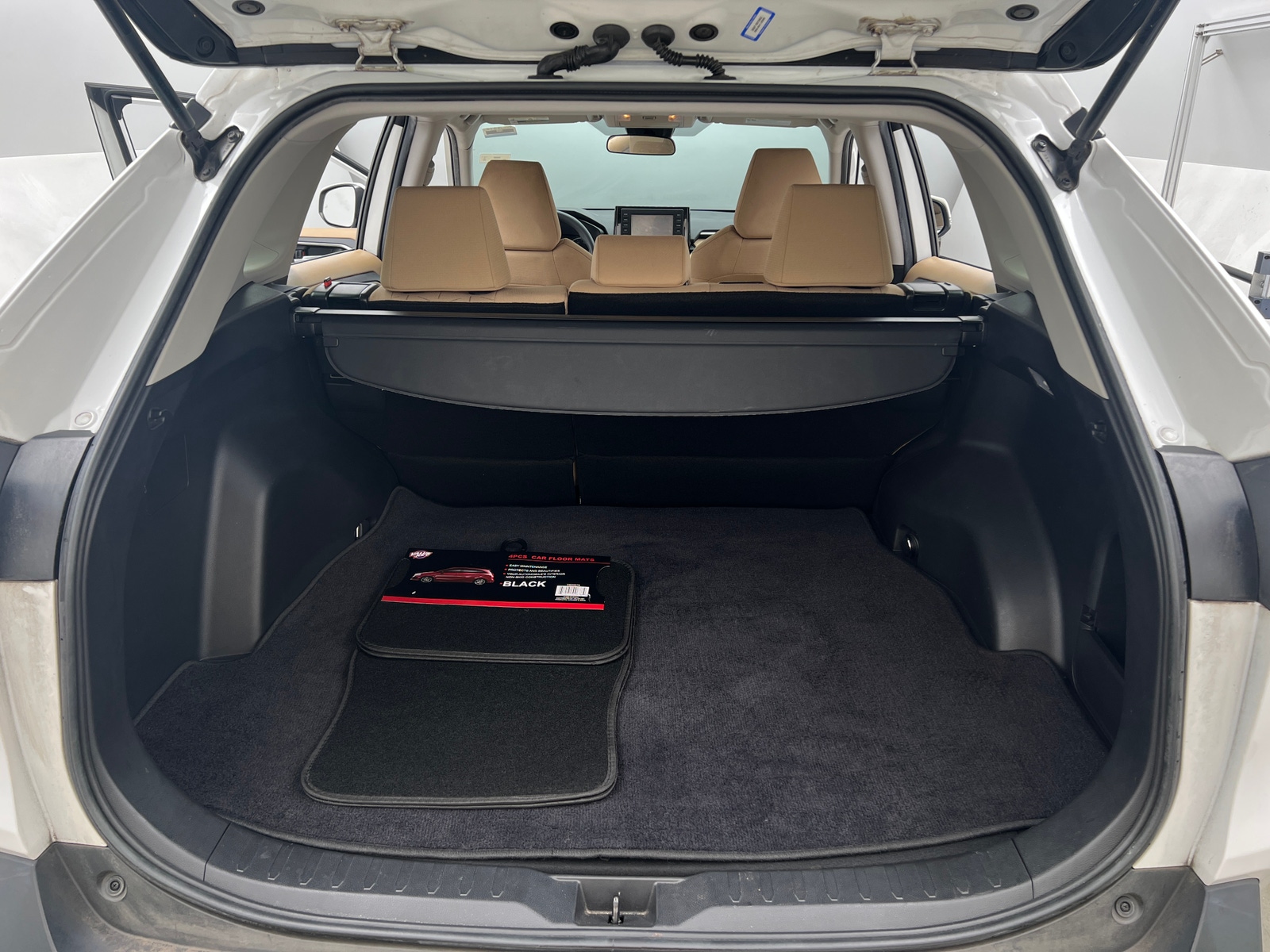 Thumbnail: 2021 Toyota RAV4 - 7