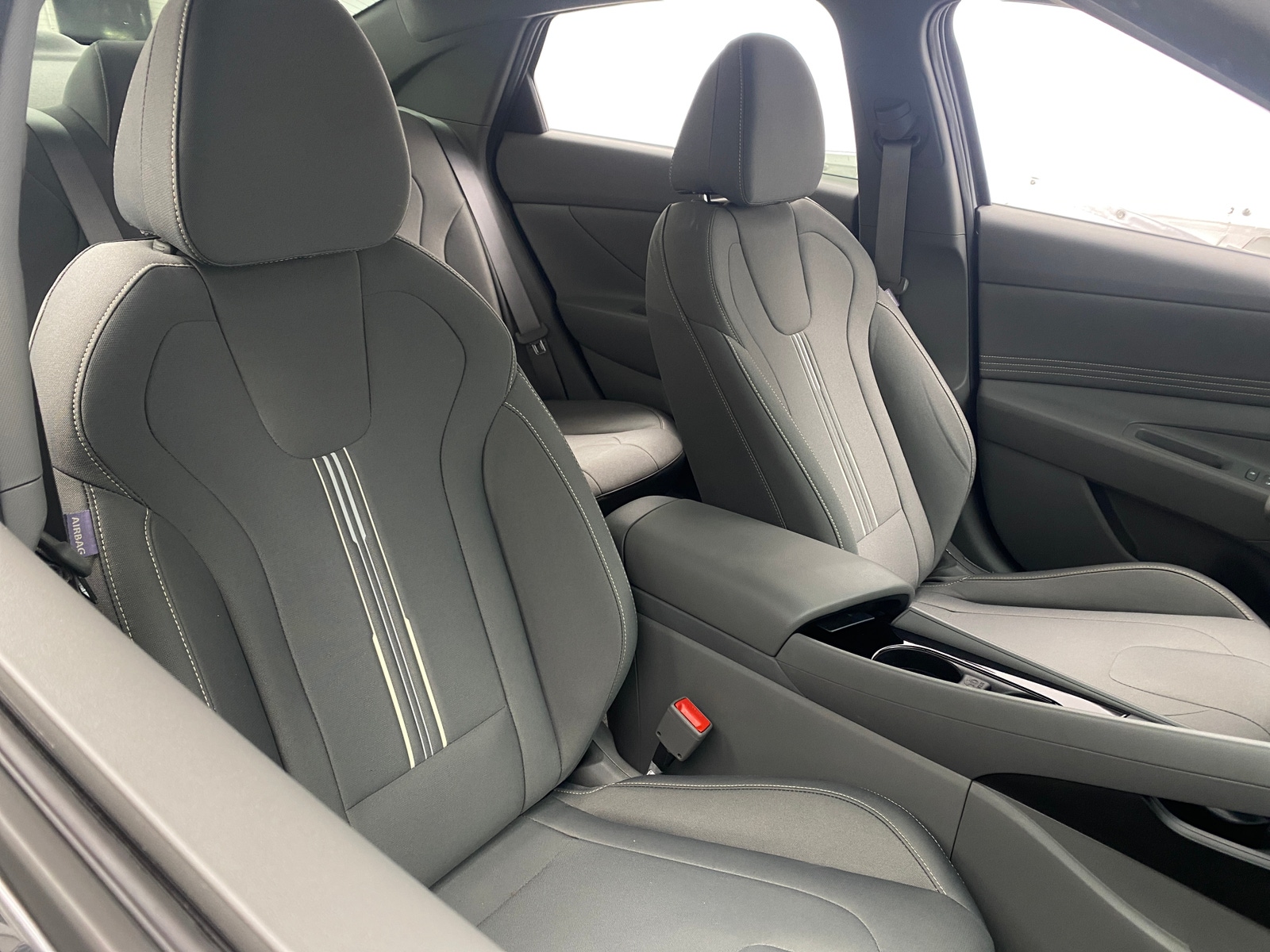 Thumbnail: 2021 Hyundai Elantra - 2