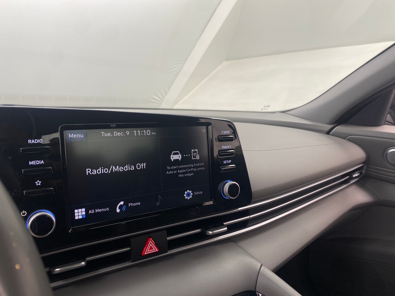 Thumbnail: 2021 Hyundai Elantra - 4