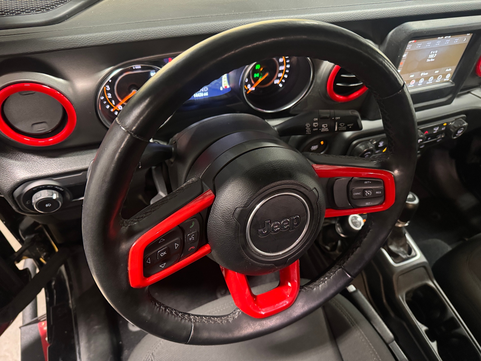 Thumbnail: 2023 Jeep Wrangler - 5