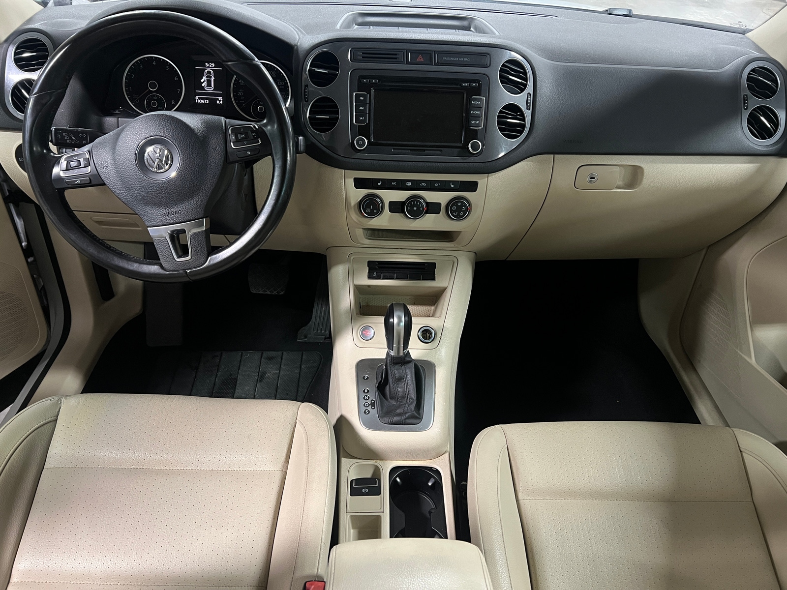 Thumbnail: 2014 Volkswagen Tiguan - 2