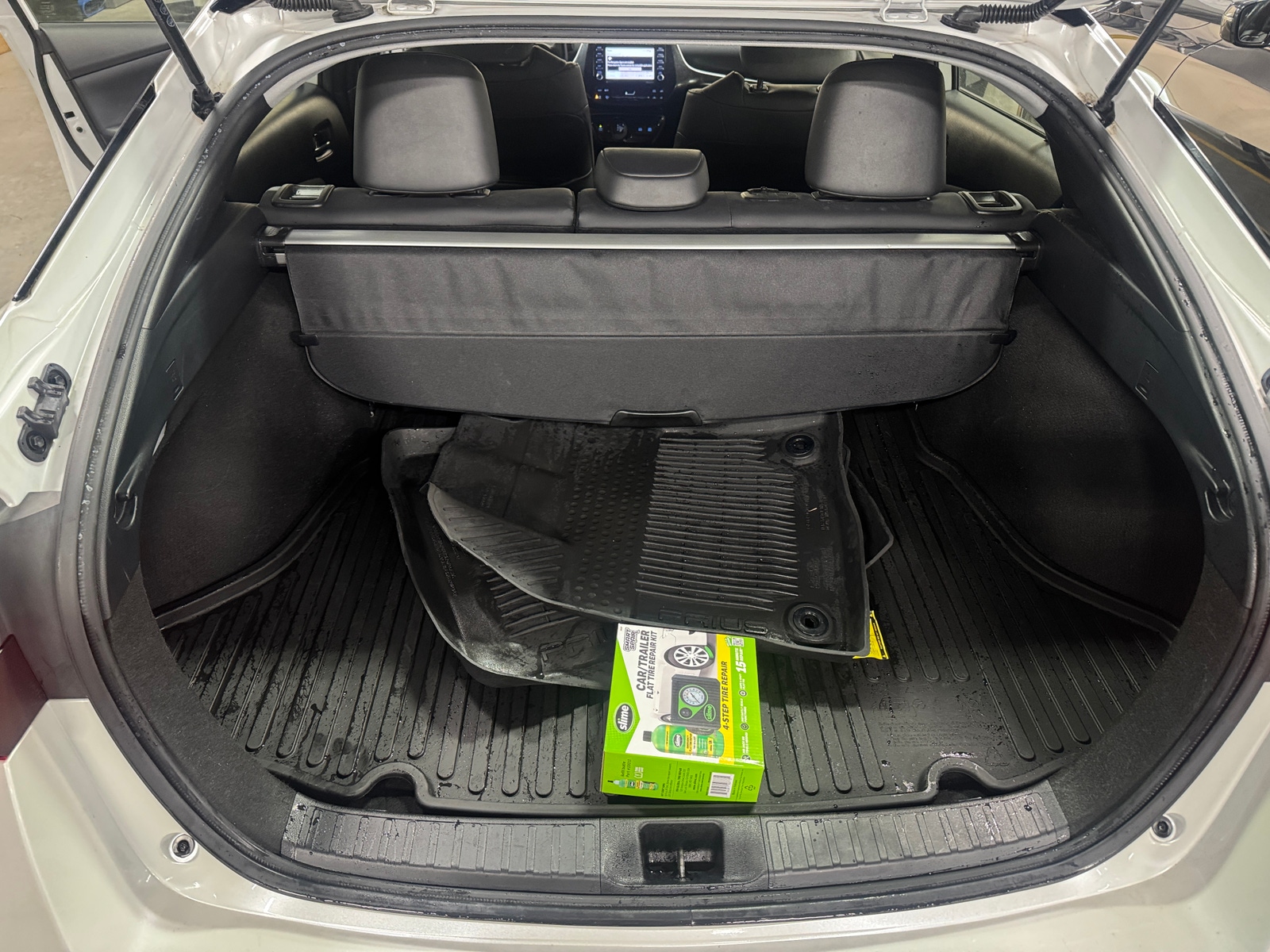 Thumbnail: 2021 Toyota Prius - 6