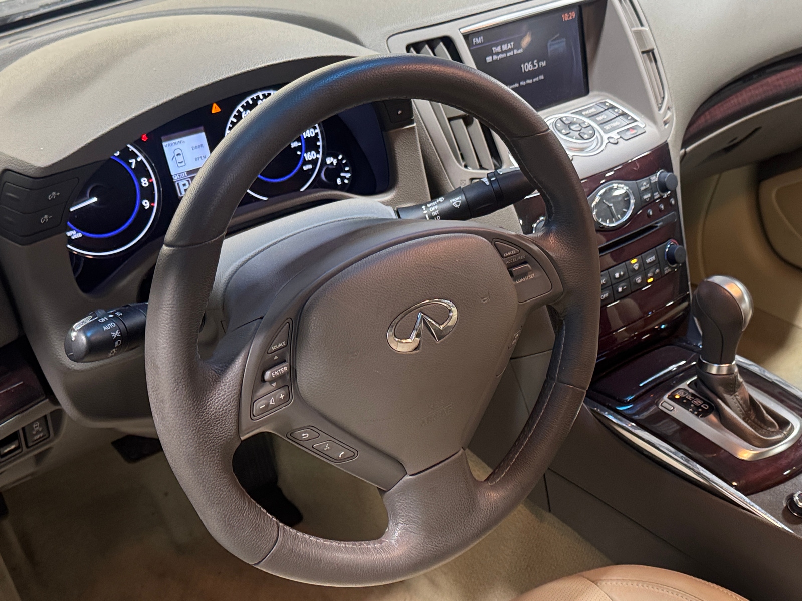 Thumbnail: 2011 INFINITI G37 - 4