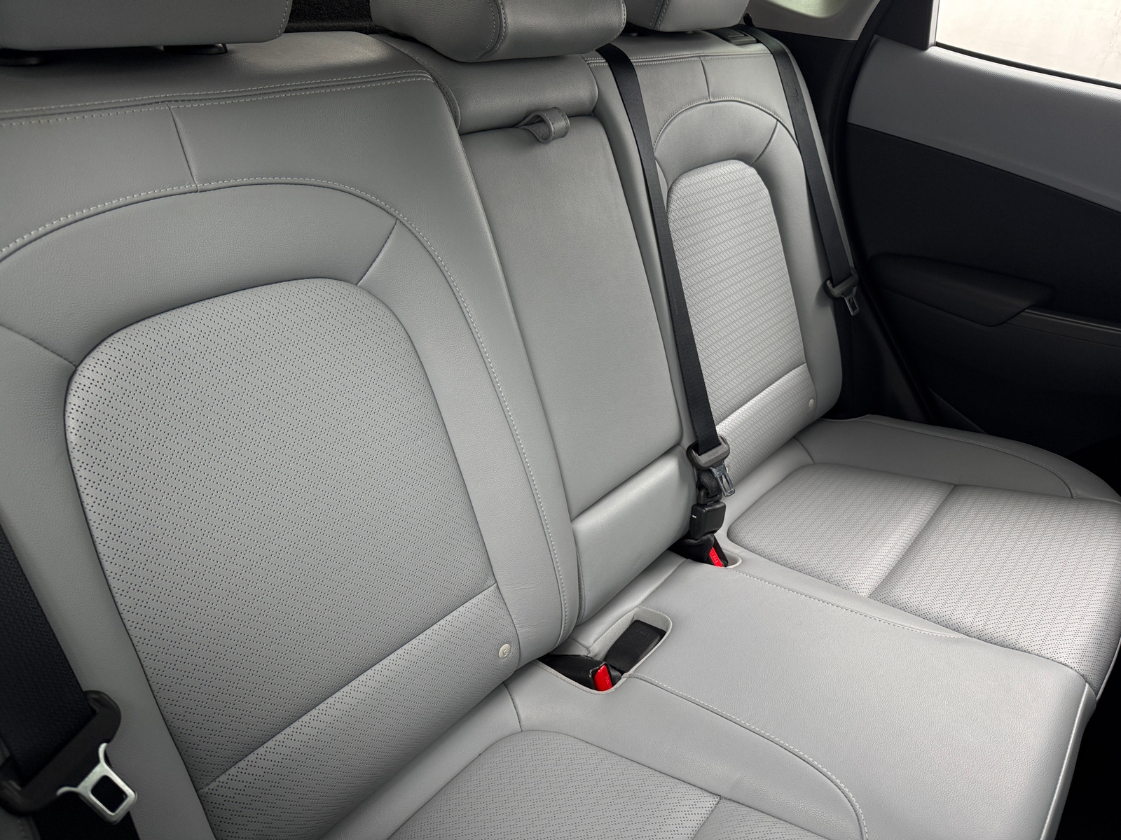 Thumbnail: 2020 Hyundai Kona - 6