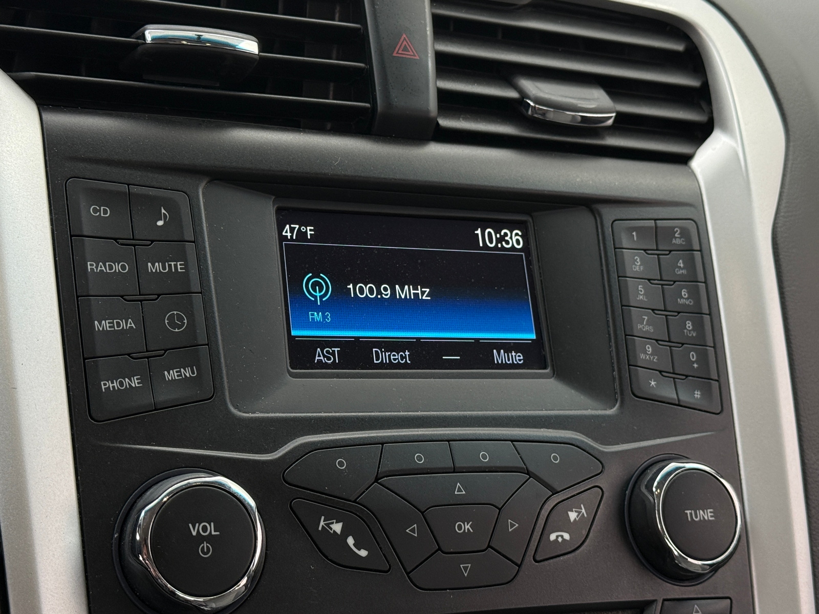 Thumbnail: 2014 Ford Fusion - 4