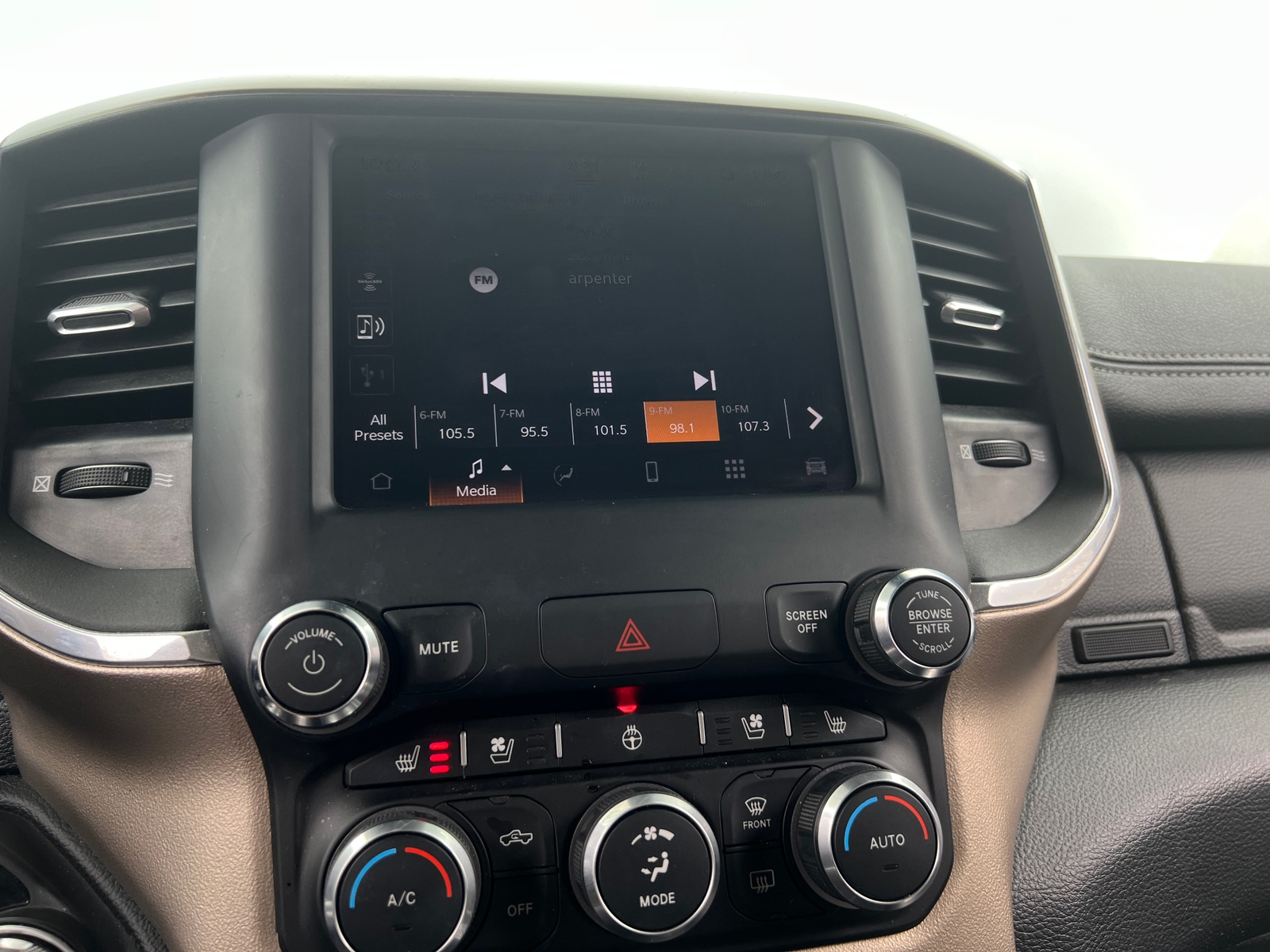 Thumbnail: 2022 RAM 1500 - 3