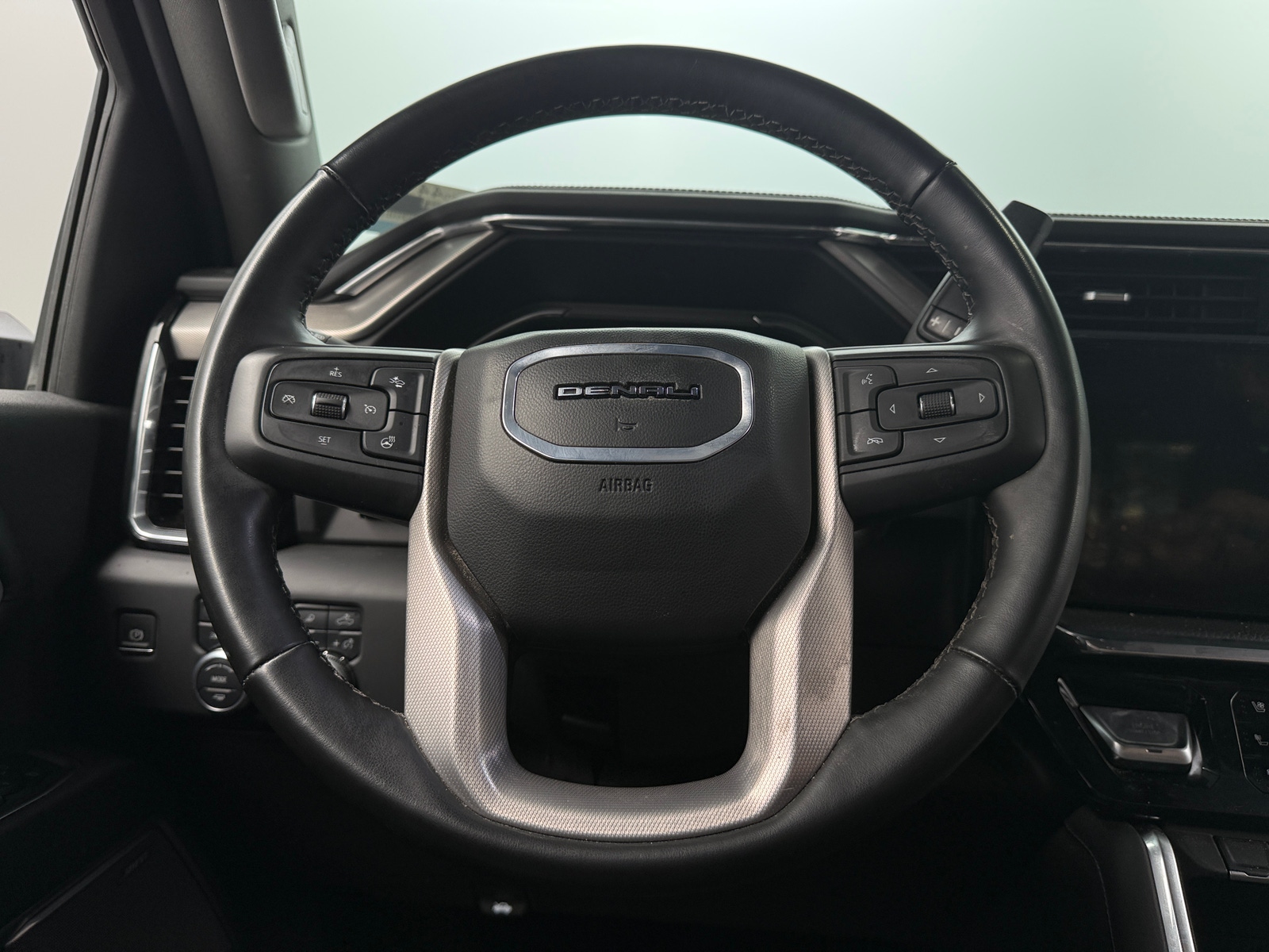 Thumbnail: 2024 GMC Sierra 2500 - 4