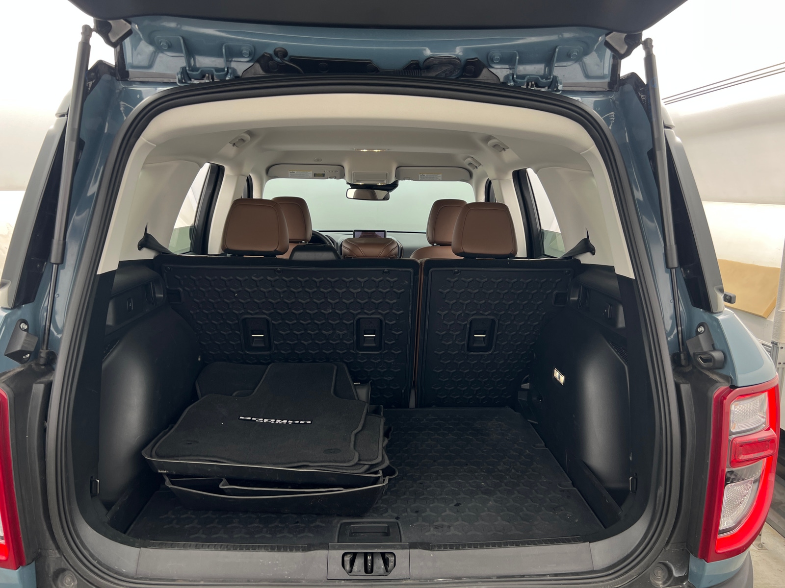 Thumbnail: 2022 Ford Bronco Sport - 7