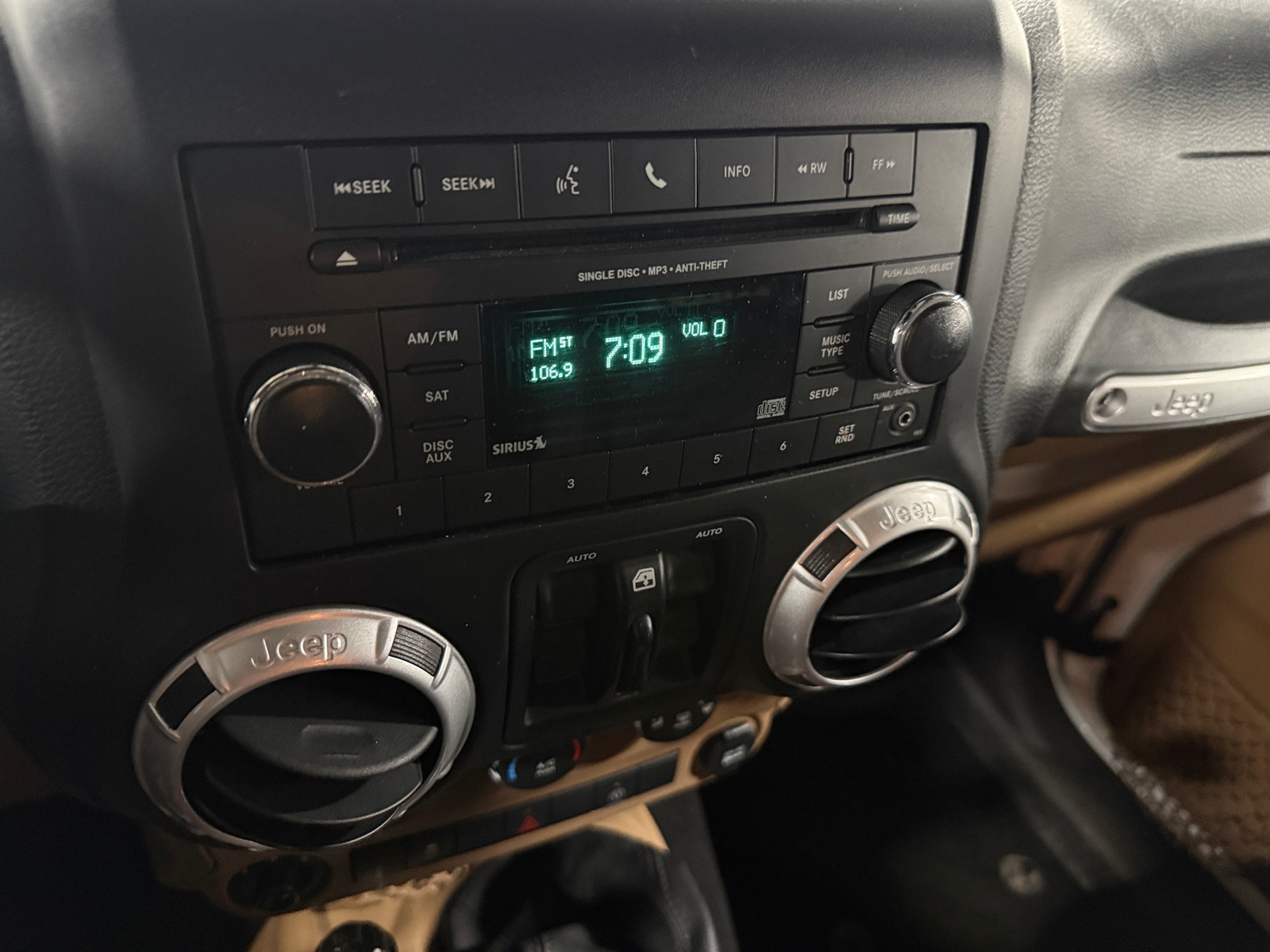 Thumbnail: 2016 Jeep Wrangler - 4