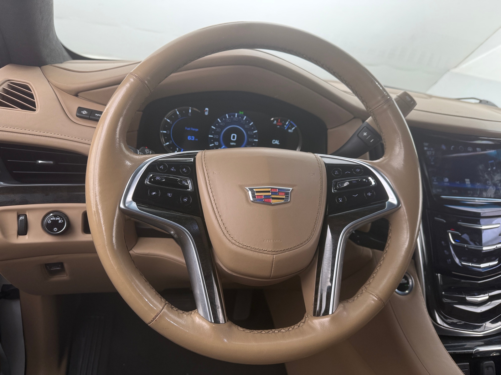 Thumbnail: 2018 Cadillac Escalade - 4