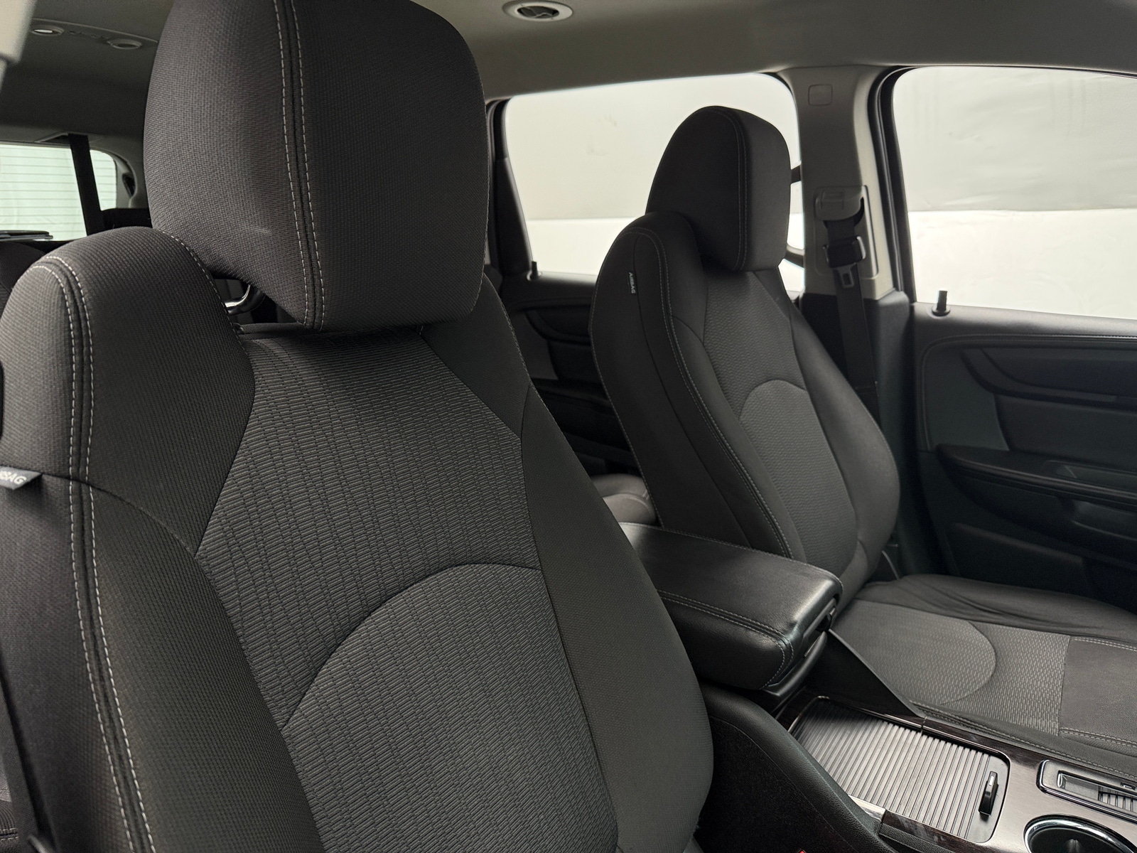 Thumbnail: 2017 Chevrolet Traverse - 2