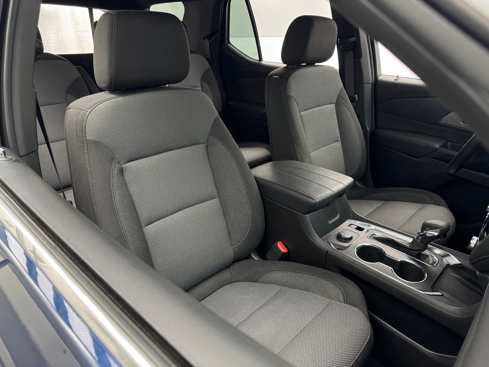 Thumbnail: 2023 Chevrolet Traverse - 2