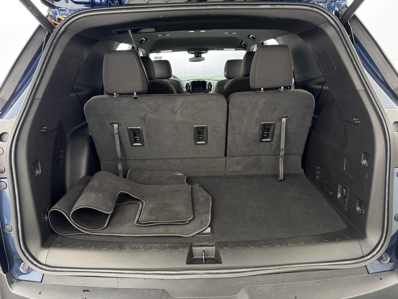 Thumbnail: 2023 Chevrolet Traverse - 7