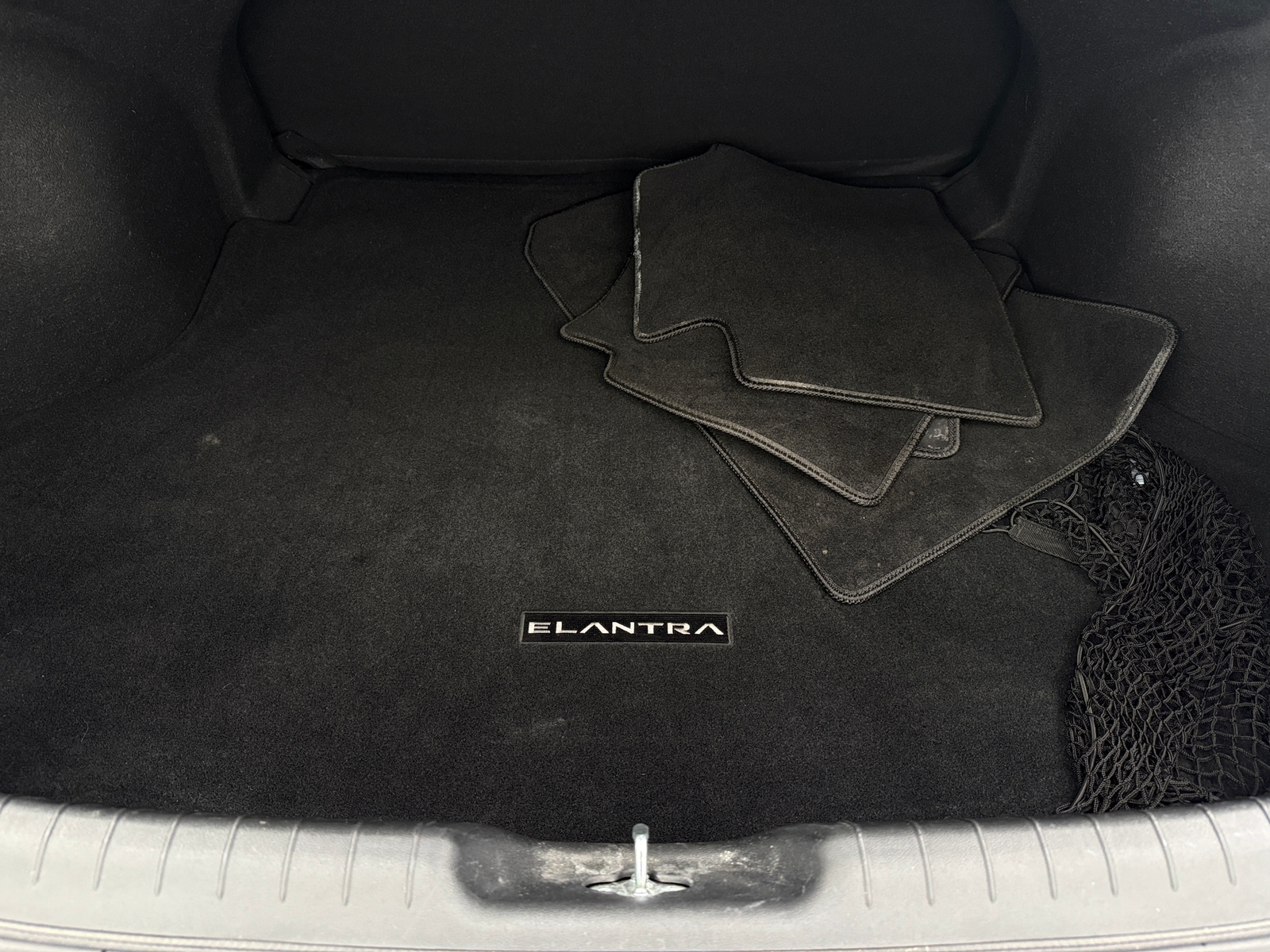 Thumbnail: 2023 Hyundai Elantra - 7