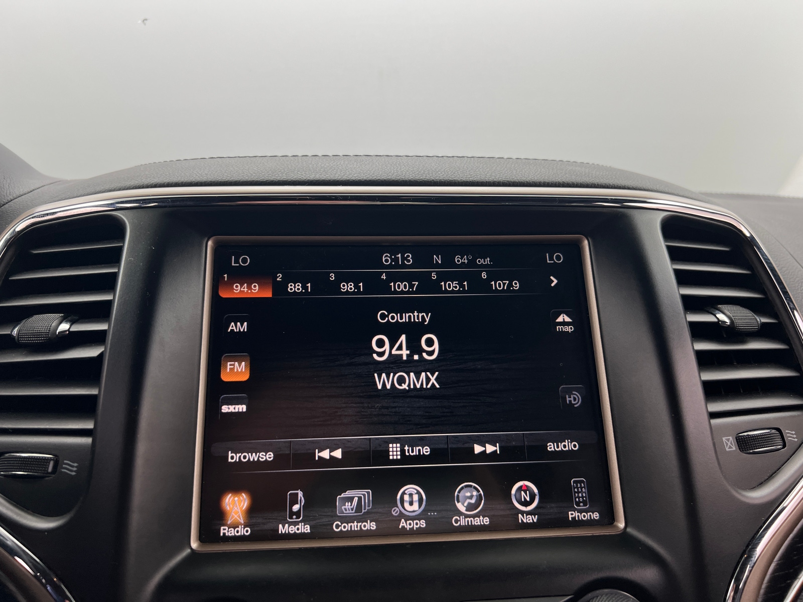 Thumbnail: 2014 Jeep Grand Cherokee - 3