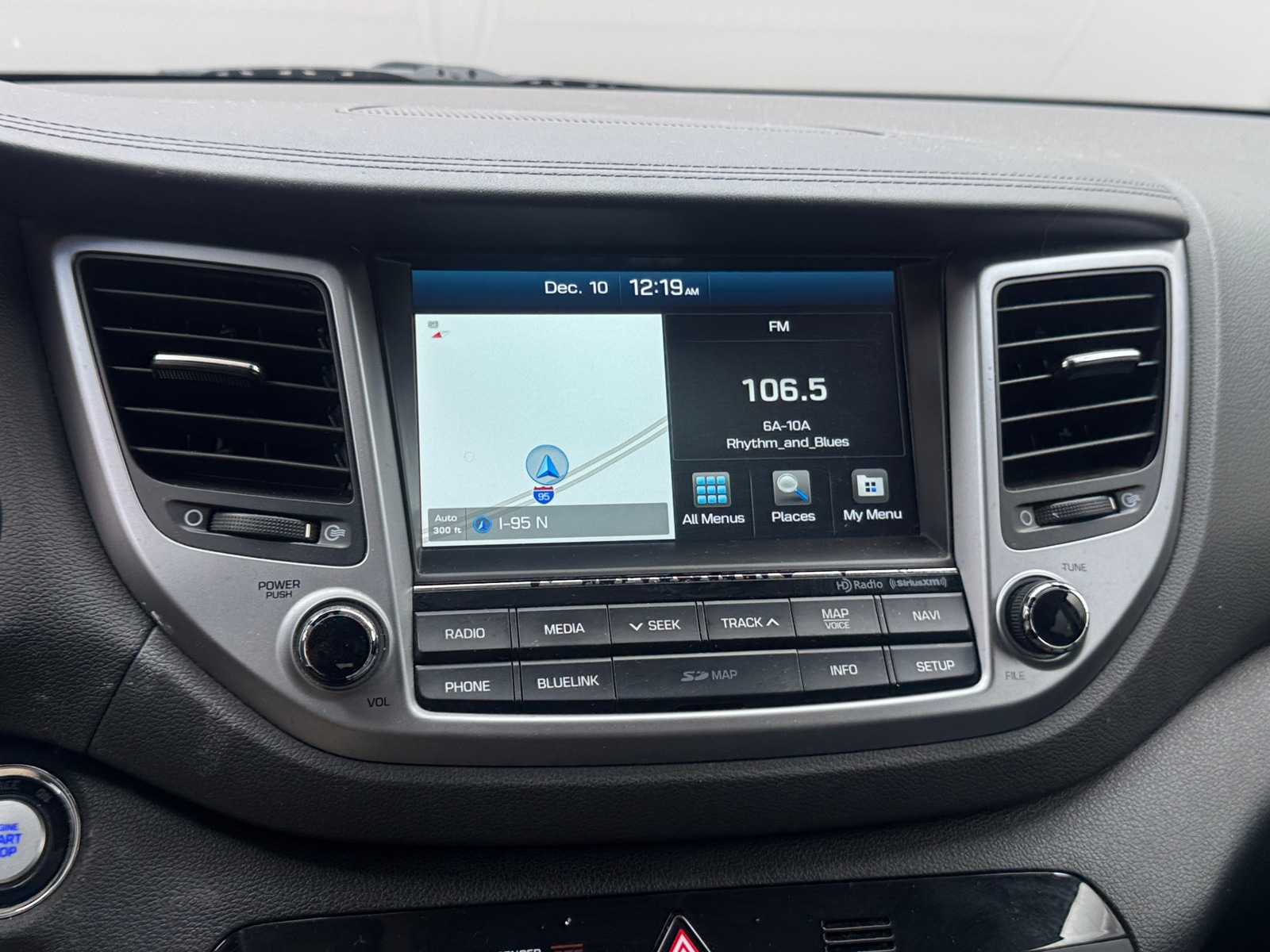 Thumbnail: 2016 Hyundai Tucson - 3