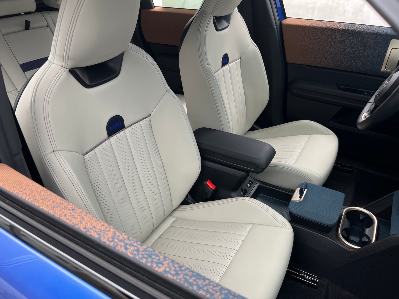 Thumbnail: 2025 MINI Cooper Countryman - 2