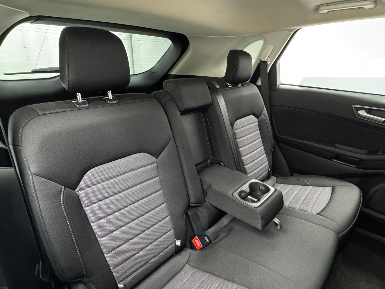 Thumbnail: 2019 Ford Edge - 6