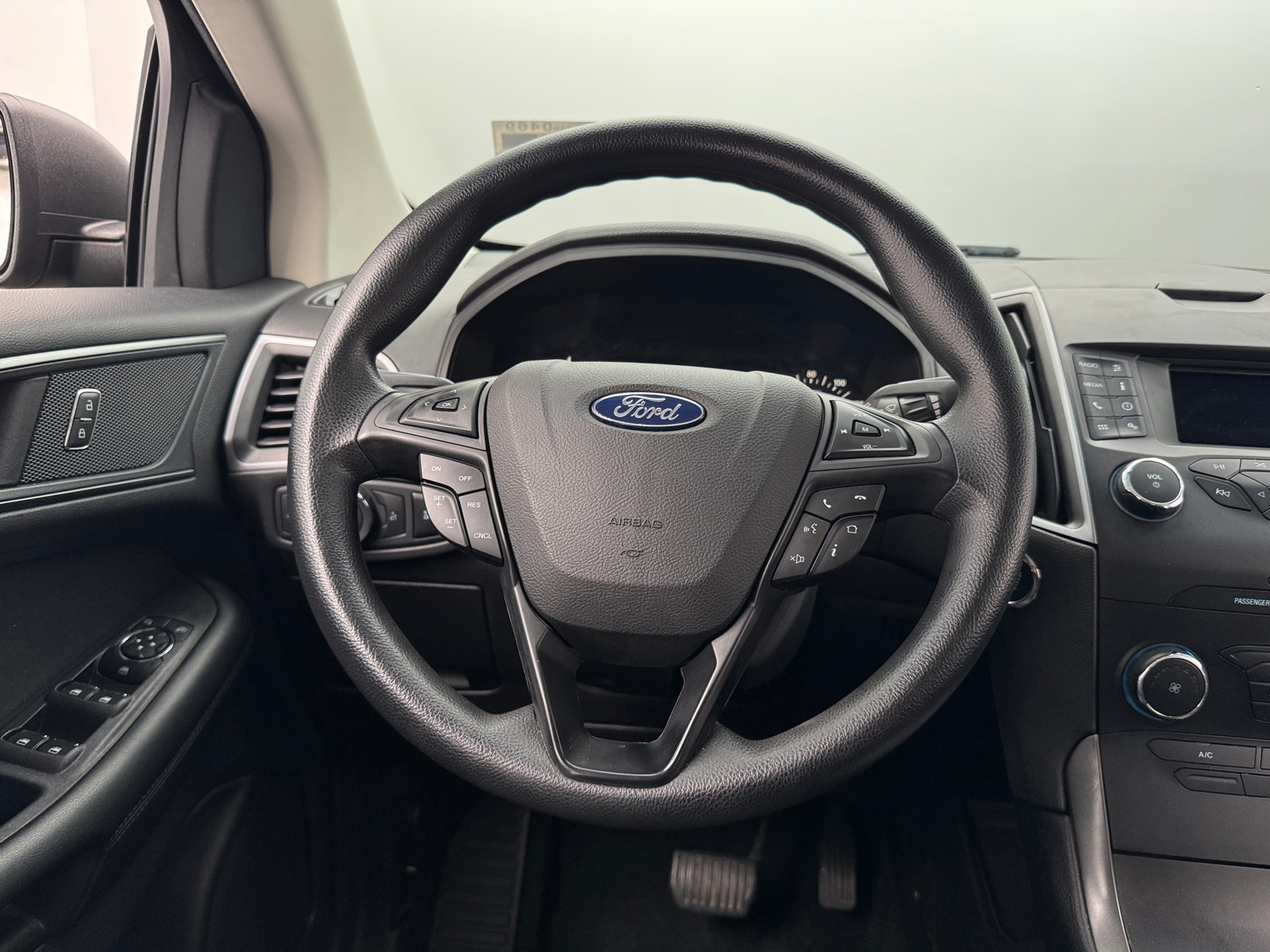 Thumbnail: 2019 Ford Edge - 5