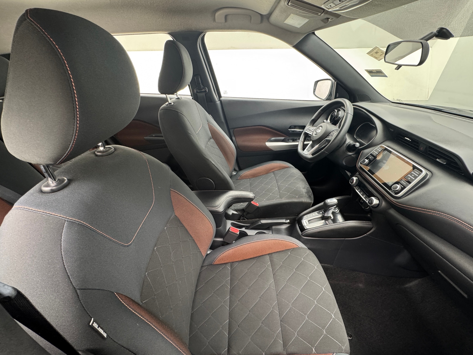 Thumbnail: 2019 Nissan Kicks - 2