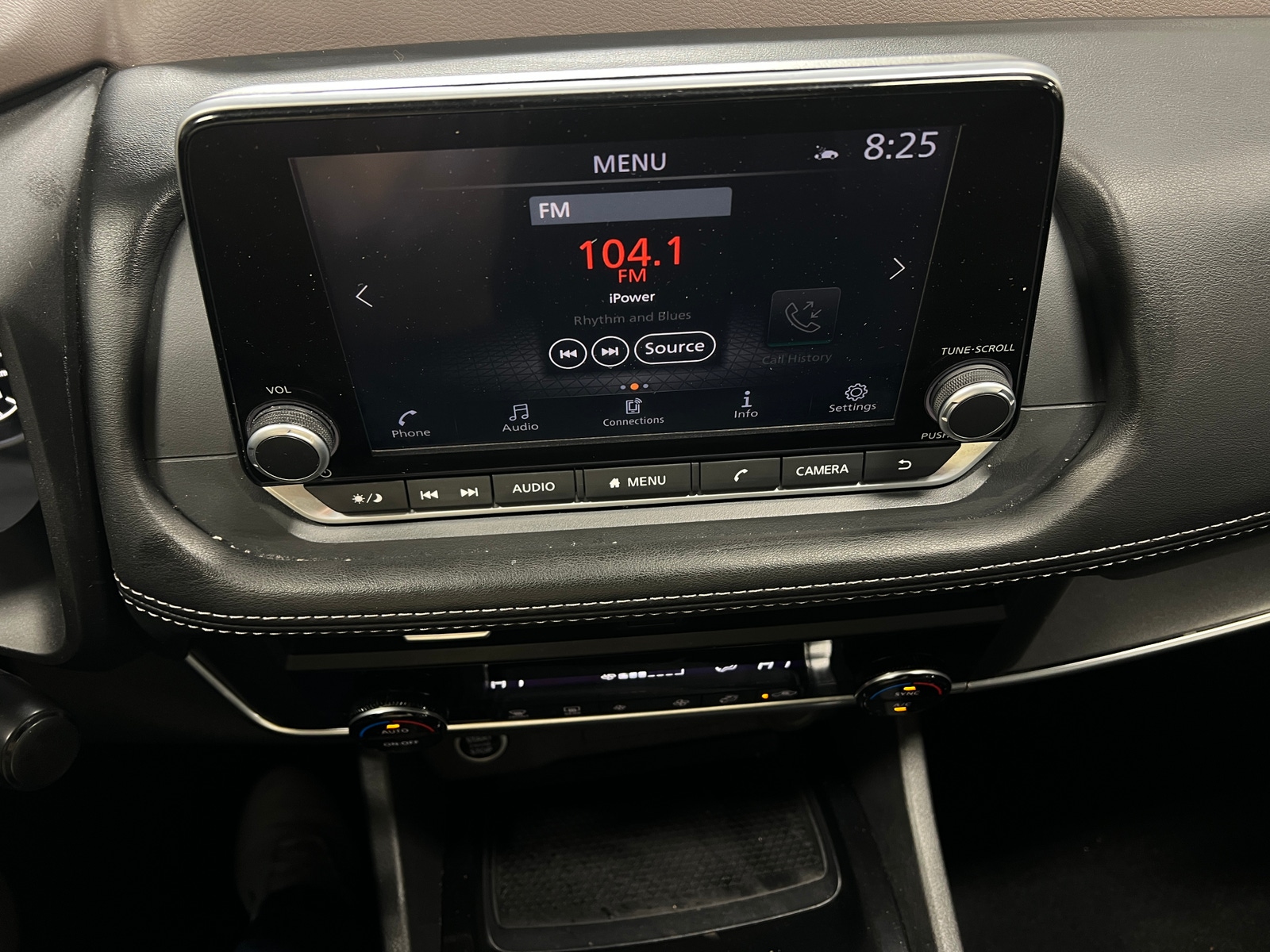 Thumbnail: 2023 Nissan Rogue - 4