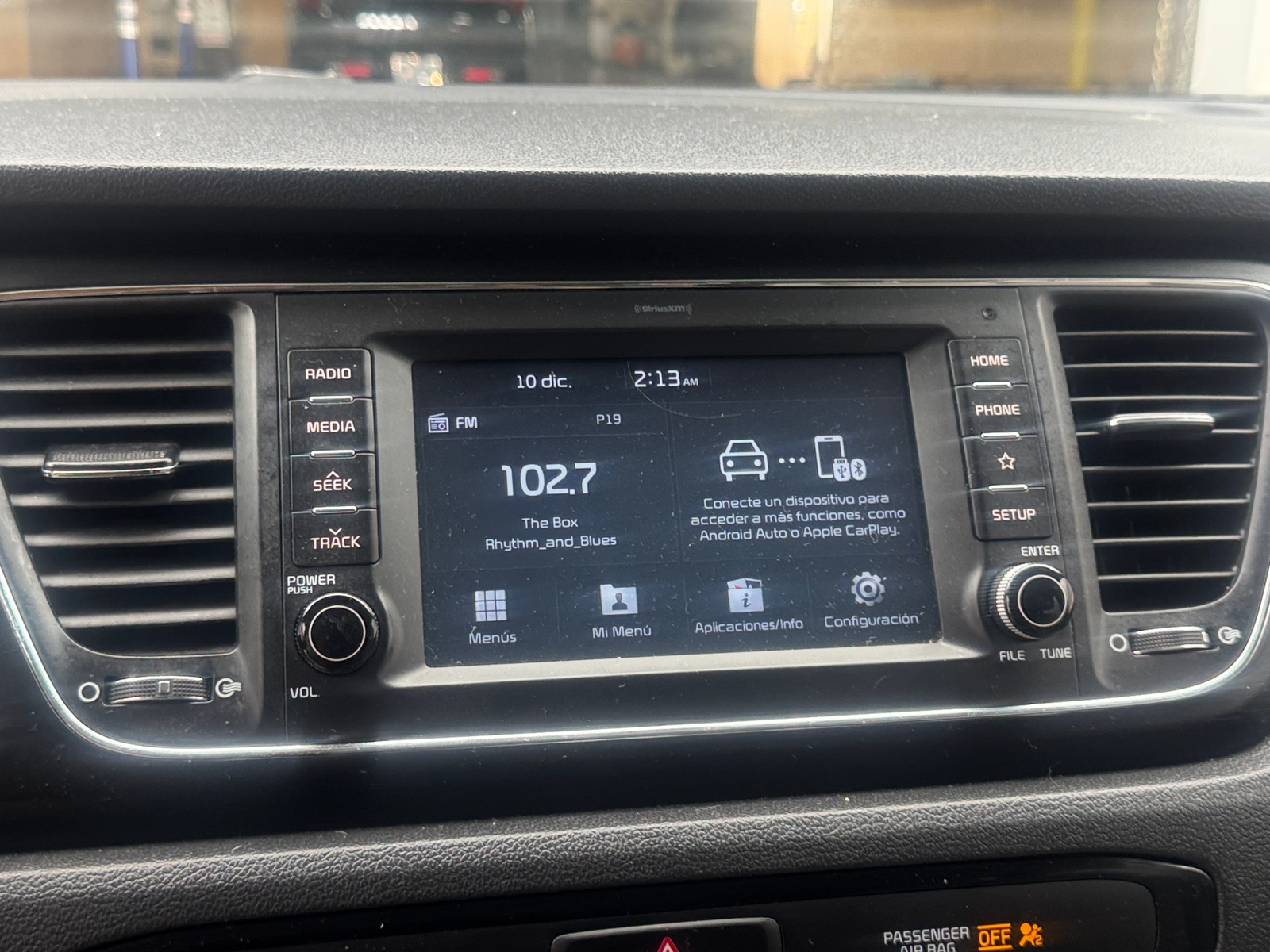 Thumbnail: 2019 Kia Sedona - 3