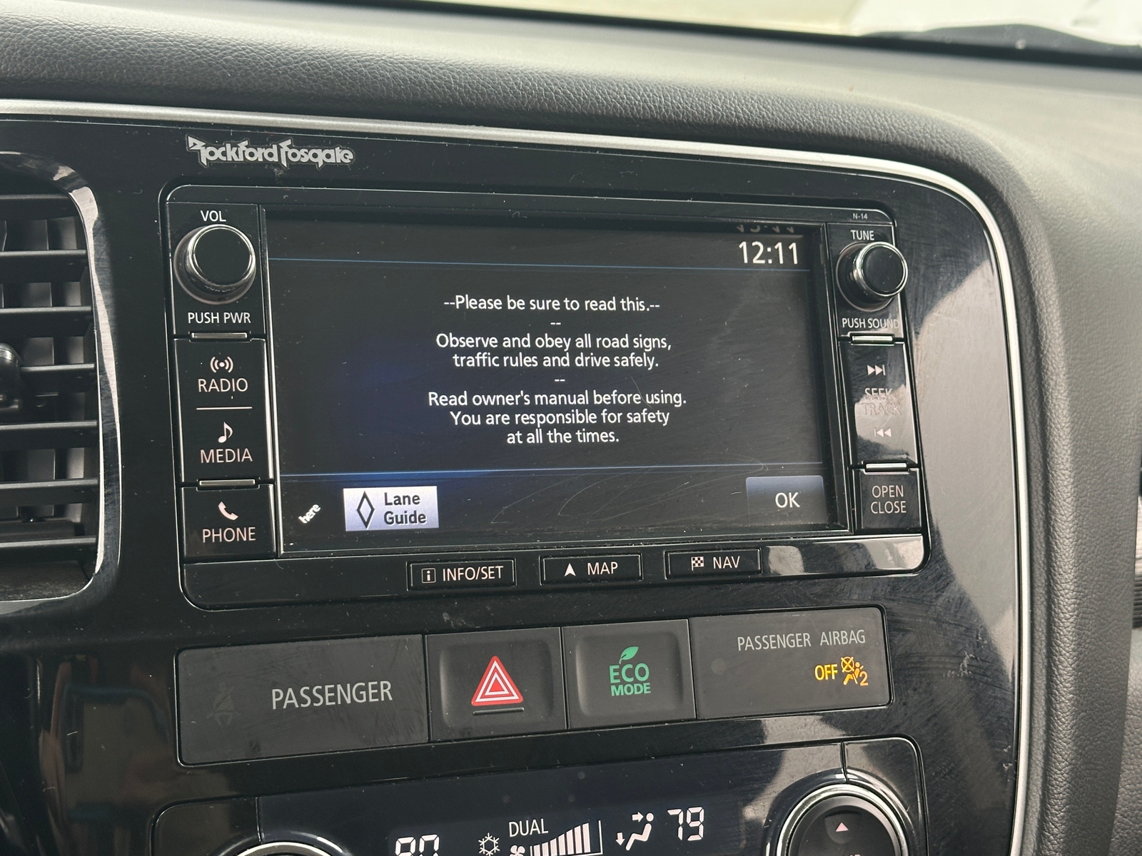 Thumbnail: 2016 Mitsubishi Outlander - 3