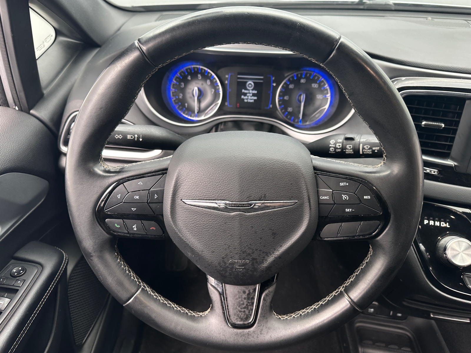 Thumbnail: 2018 Chrysler Pacifica - 5