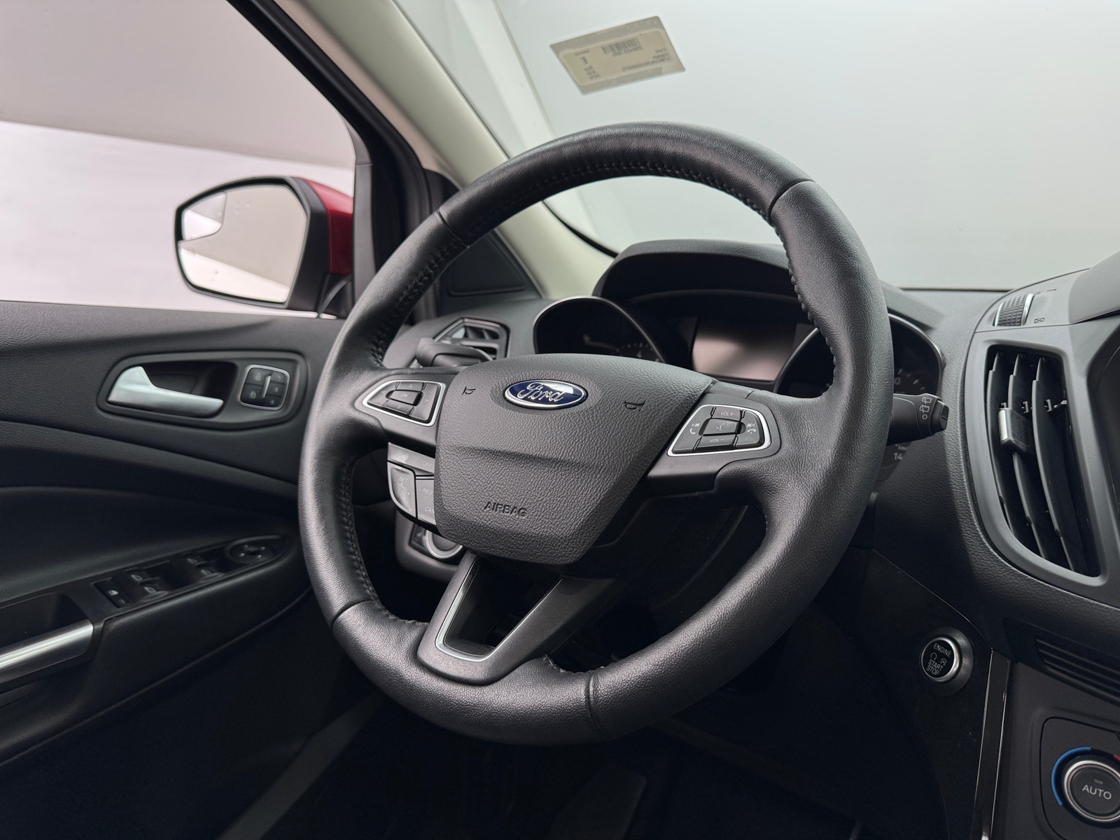 Thumbnail: 2018 Ford Escape - 4