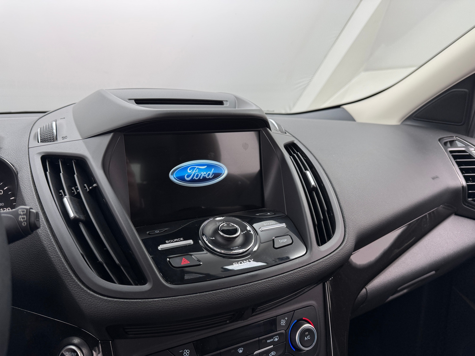 Thumbnail: 2018 Ford Escape - 3