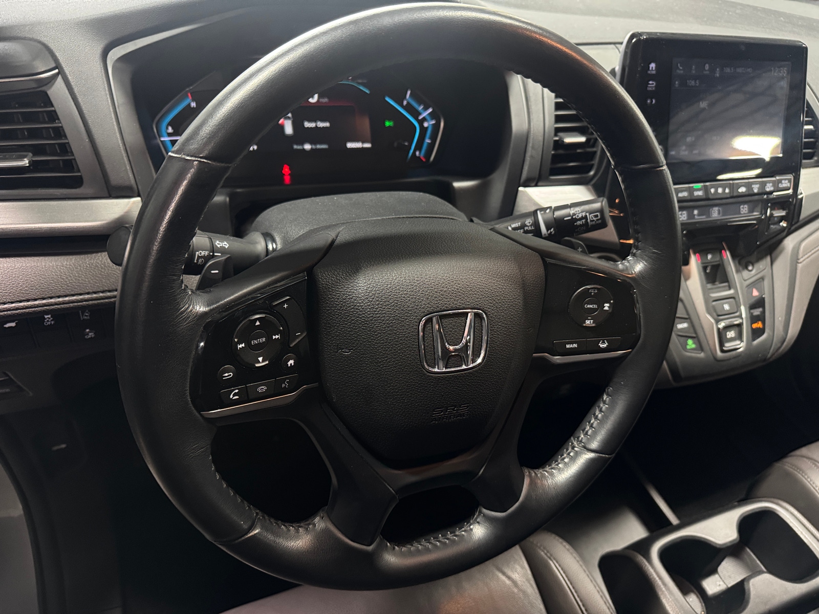 Thumbnail: 2019 Honda Odyssey - 4