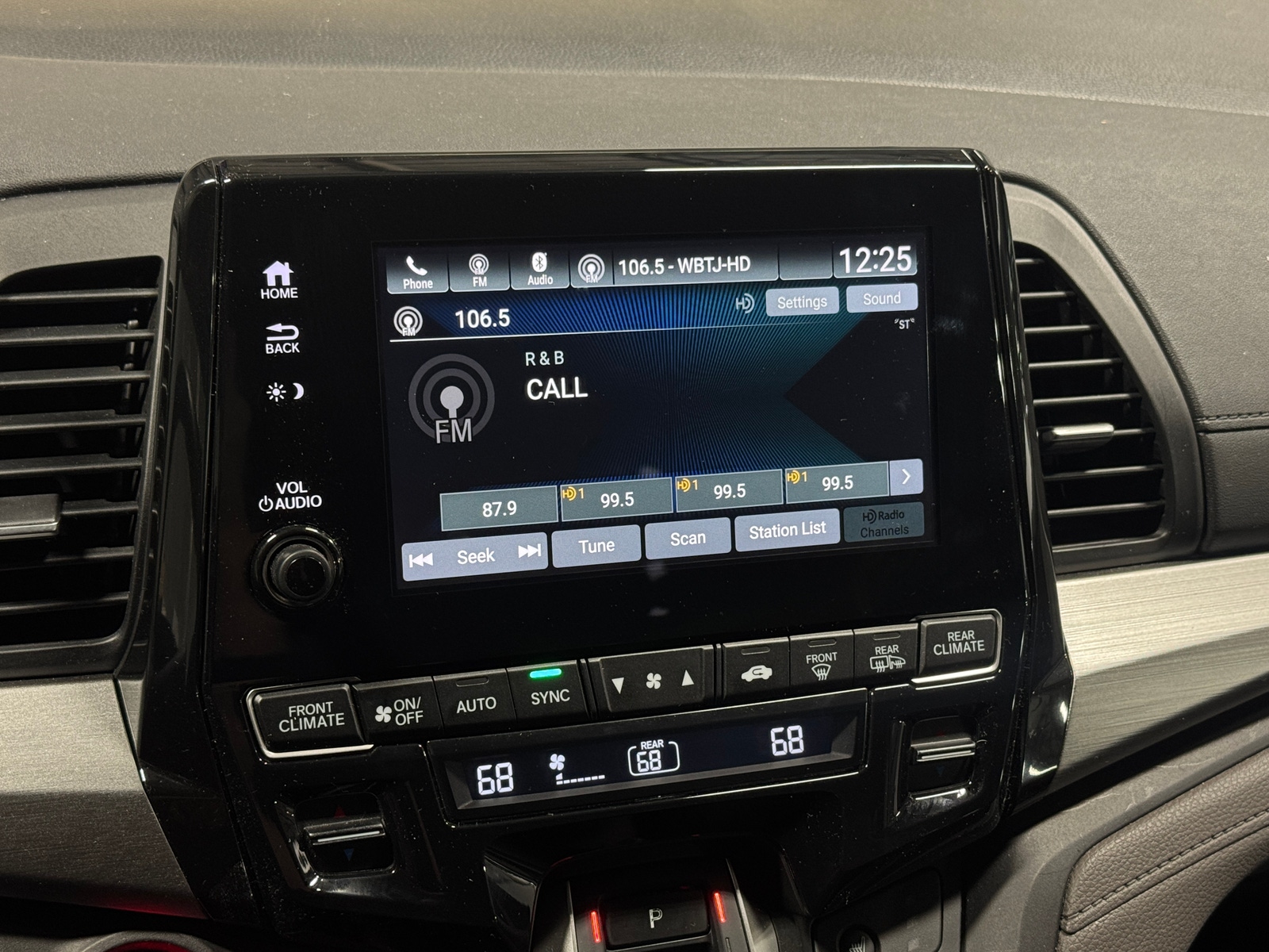 Thumbnail: 2019 Honda Odyssey - 3