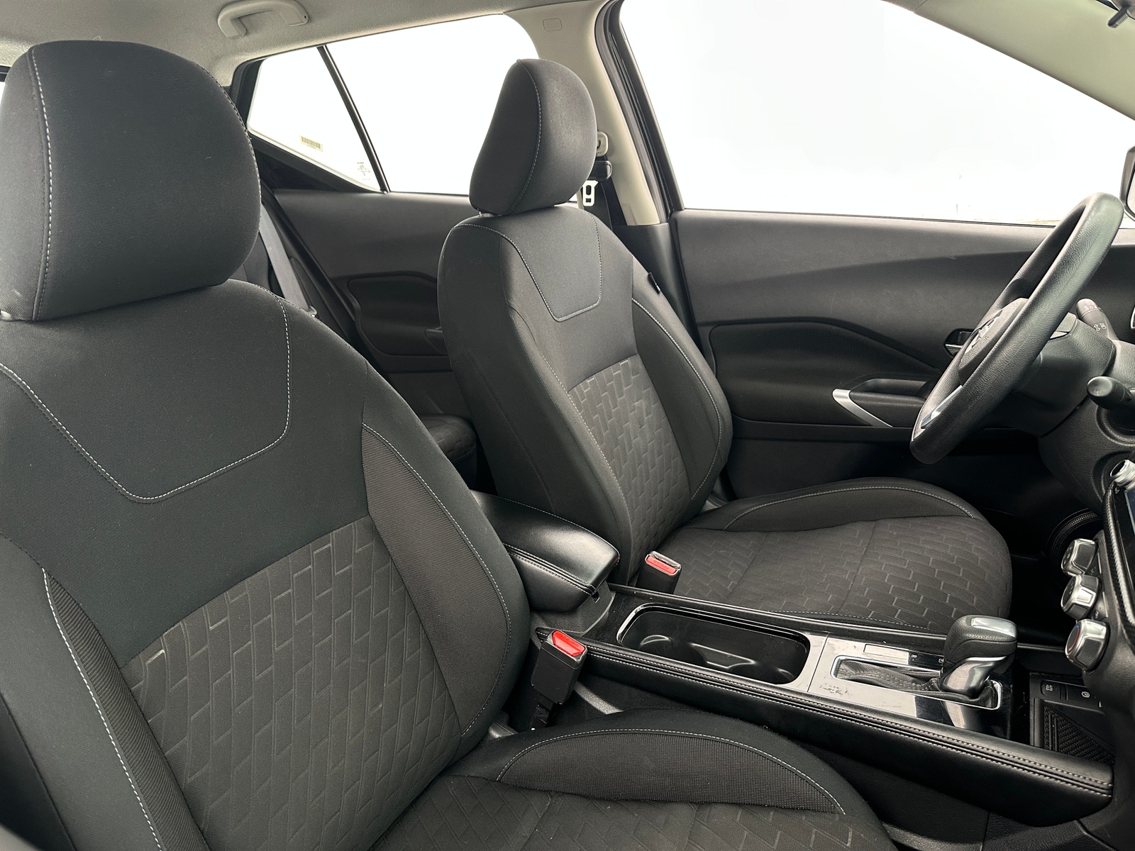 Thumbnail: 2024 Nissan Kicks - 2