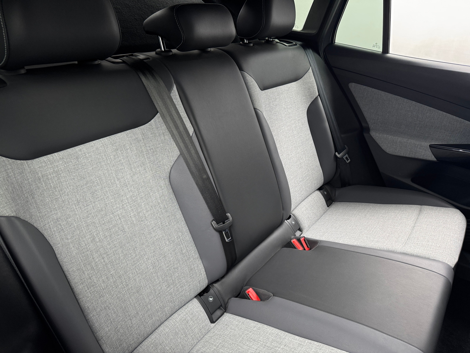 Thumbnail: 2024 Volkswagen ID.4 - 5