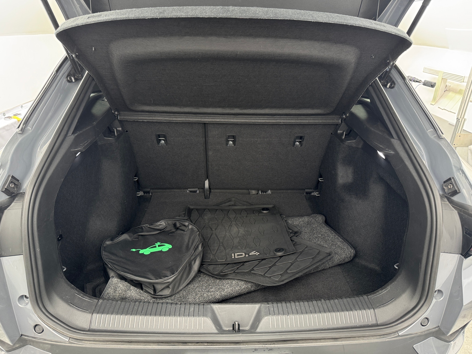 Thumbnail: 2024 Volkswagen ID.4 - 6