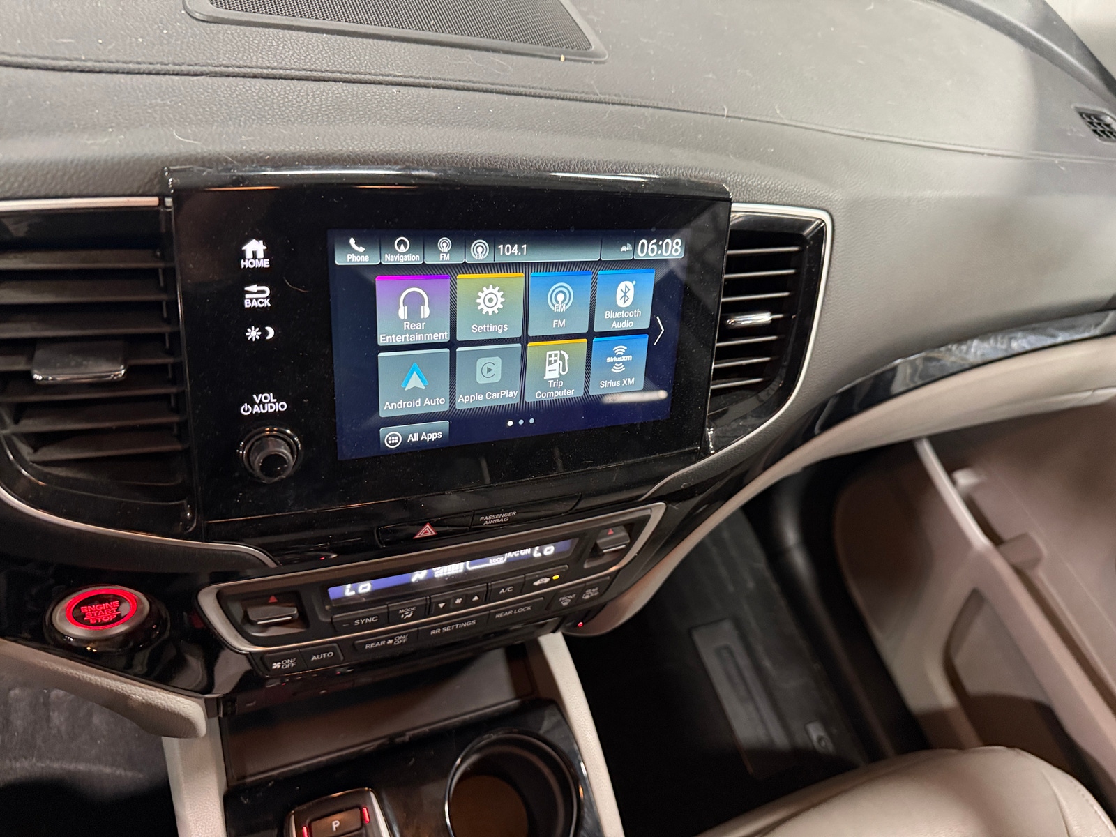 Thumbnail: 2021 Honda Pilot - 3