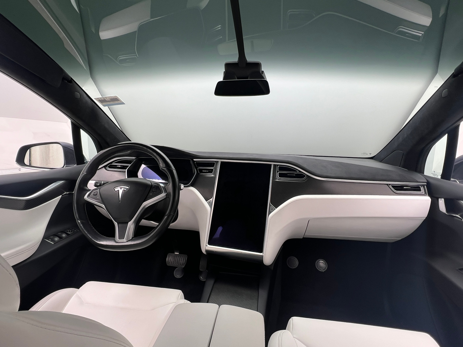 Thumbnail: 2017 Tesla Model X - 2